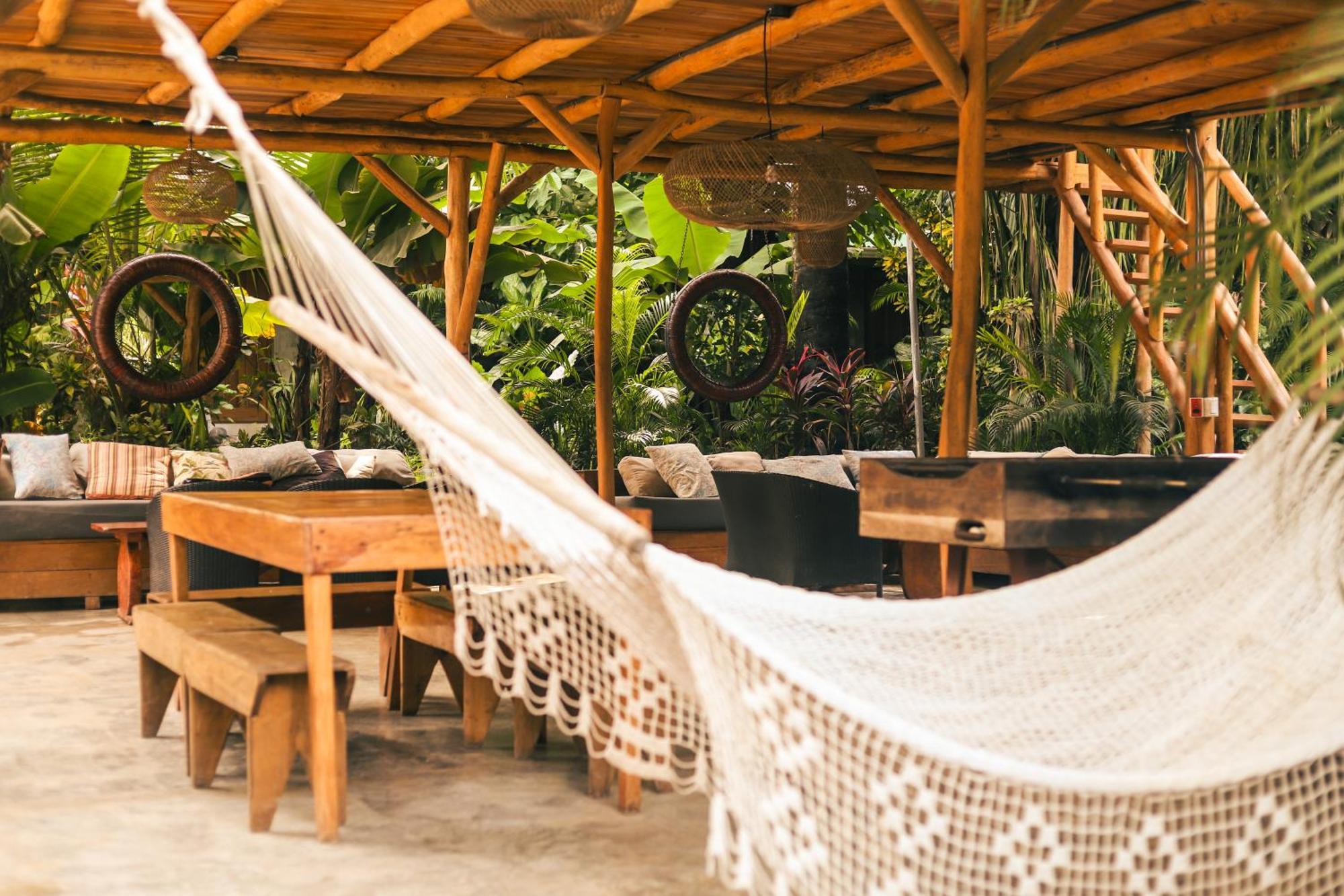 Cabinas Playa Surf Hostel Playa Santa Teresa  エクステリア 写真